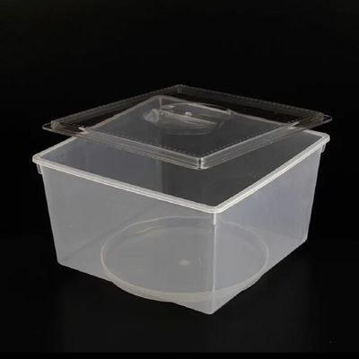 透明盒 20*20*15,7.5元。